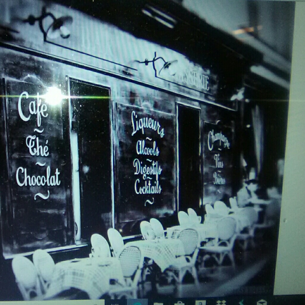 Meet your Posher, Angela